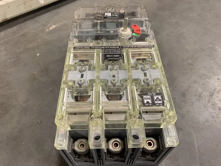 Used KLOCKNER-MOELLER NZM11-500/ZM12A-1000-NA Switchgears British Columbia CA | Lenmark #244338