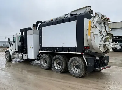 2015 SUPER PRODUCTS MUDDOG 1600 Hydro Excavator | VacSource (3)