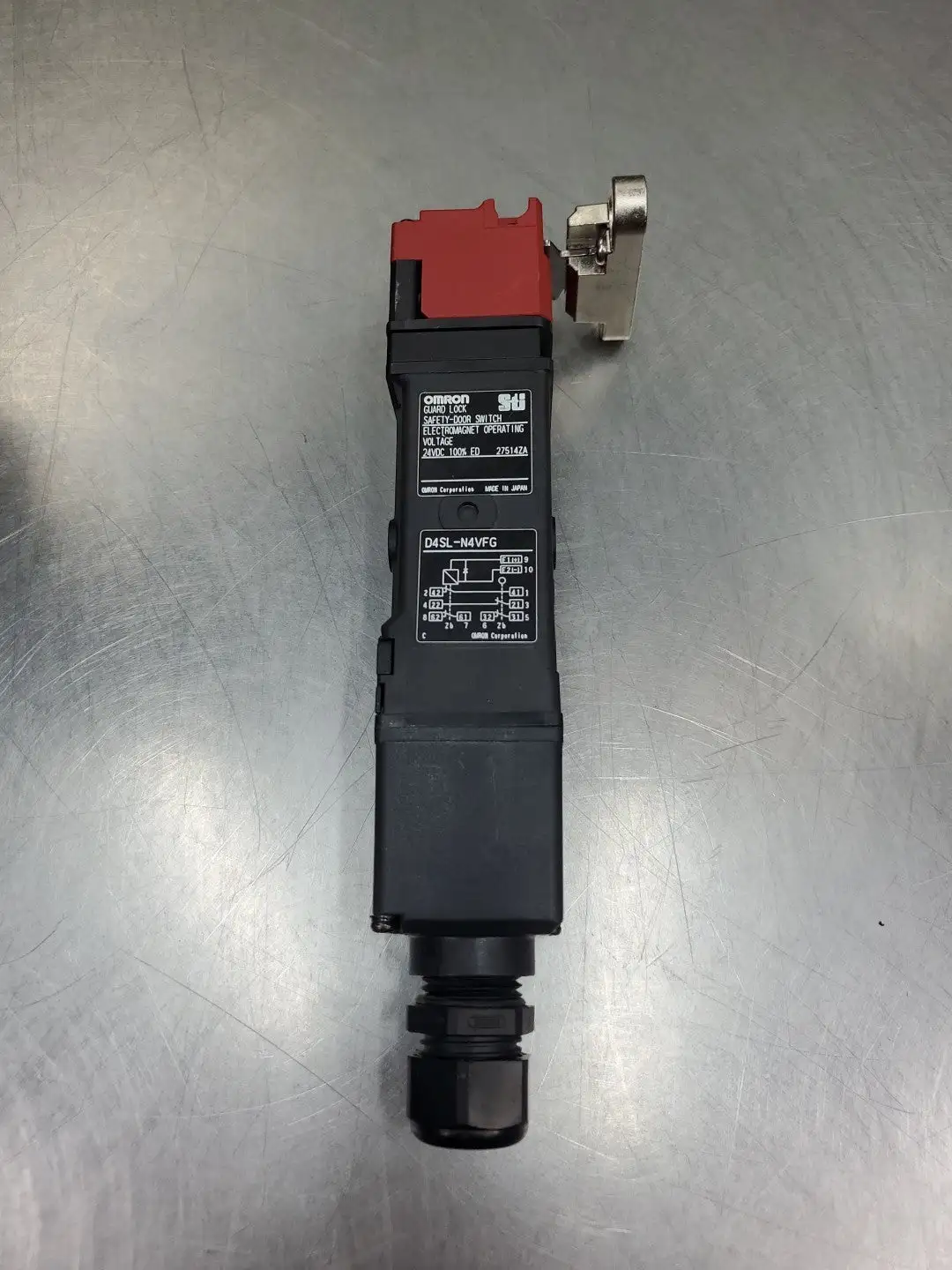 USED Omron D4SL-N4VFG Guard Lock Safety-Door Switch, 24VDC