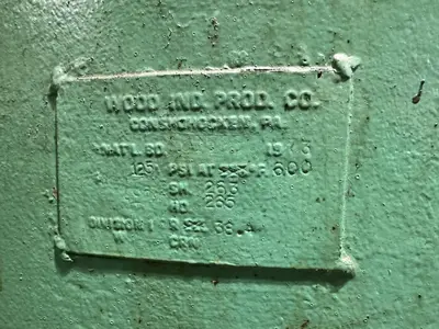 WOOD INDUSTRIAL VERTICAL AIR STORAGE TANK: STOCK #23048