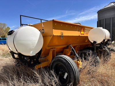 Used _UNKNOWN_ _UNKNOWN_ Planters Idaho US | Tri-Steel Manufacturing #1557159