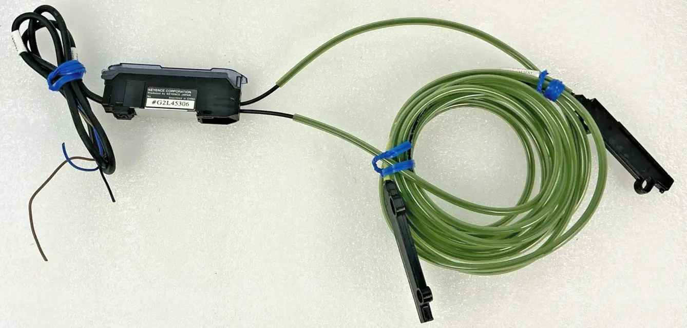 USED KEYENCE FS-V31, G2L45306