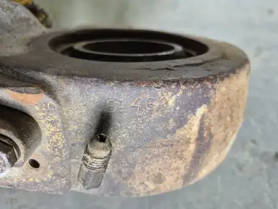 USED KOMATSU 561-63-62102