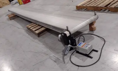 USED DORNER 3200 SERIES FLAT BELT CONVEYOR END DRIVE