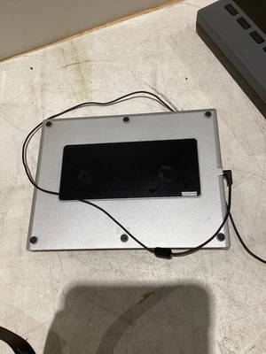 USED TARGUS 40139382