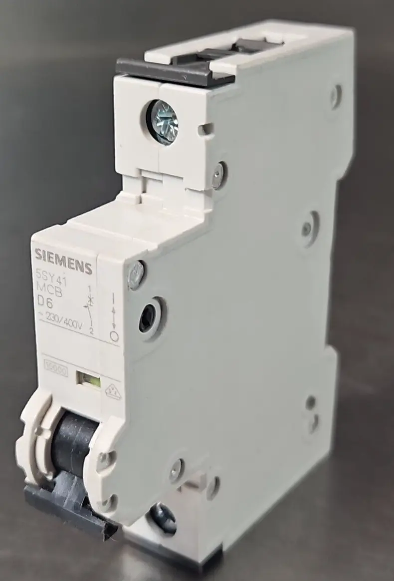 Siemens 5SY4106-8 Circuit Breaker 230/400V loc4C4