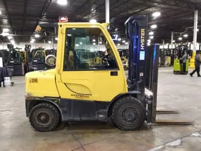USED 2022 HYSTER H80FT