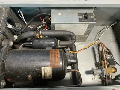 Used MCLEAN THERMAL M521226116 Air Conditioning Equipment Ohio US | HGR 24 #1357401