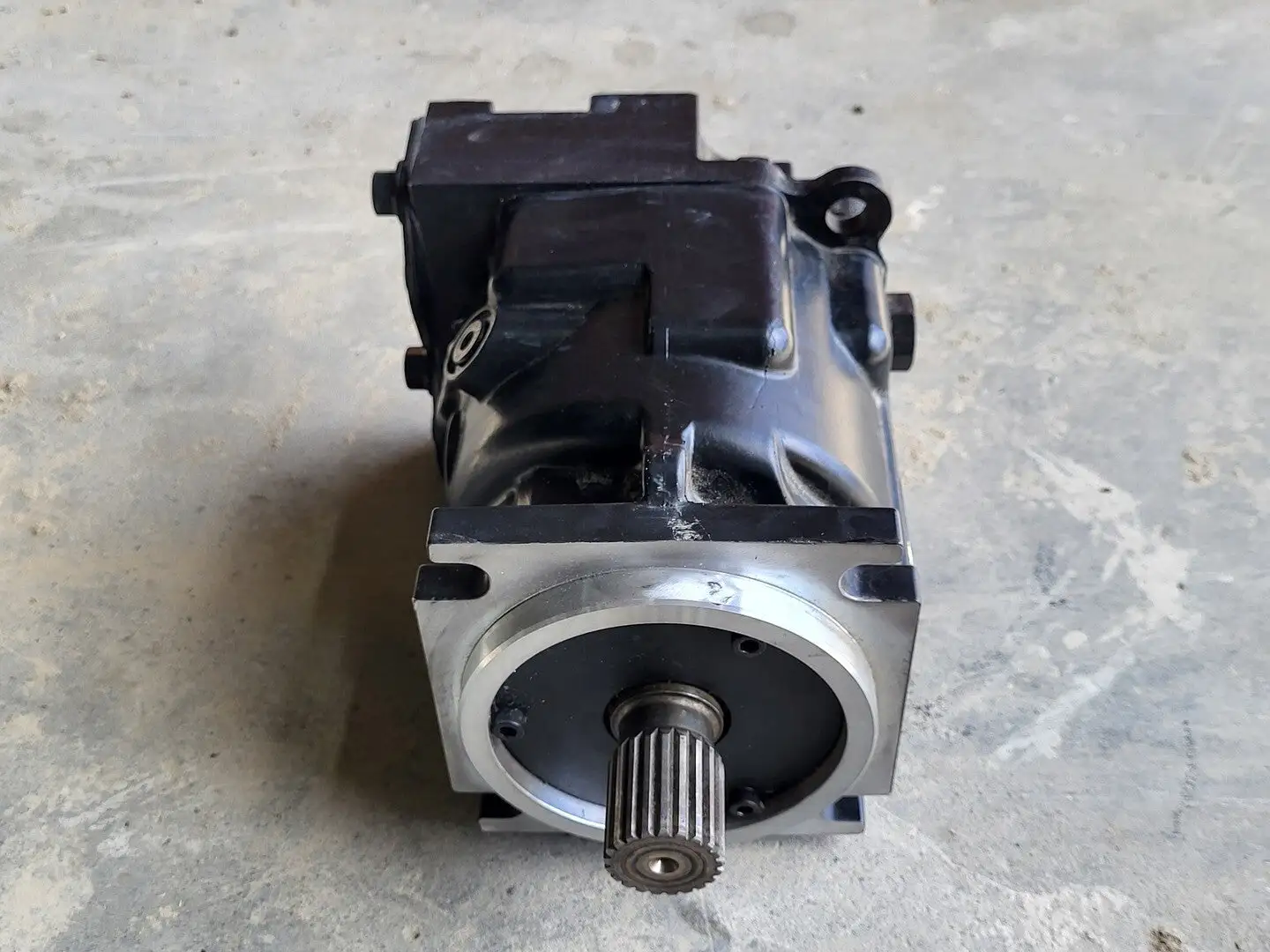 NEW 2014 DANFOSS C143800203