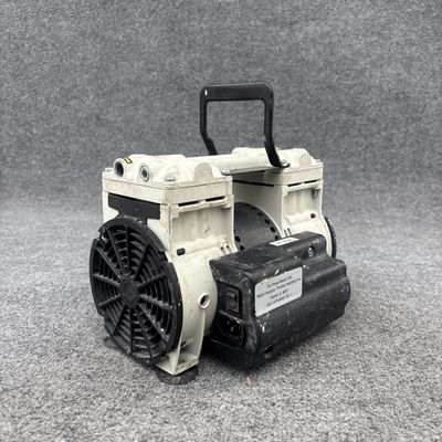Used Welch 2561R-60 Vacuum Pumps California US | Davliegogo LLC #1708388