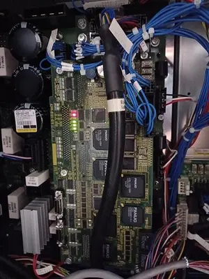 USED 2013 FANUC LR 200ID