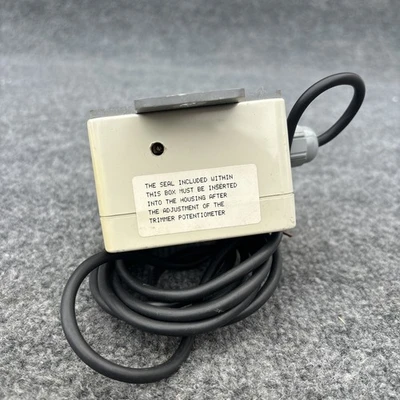 Used Marl International 020-925-22-87 Light Source Equipment California US | Davliegogo LLC #1707763
