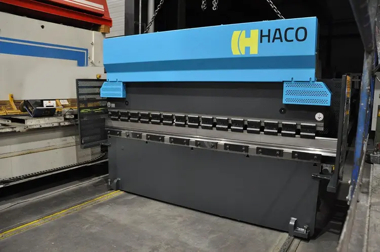 Used HACO PPM 135 TON X 3100 MM Press Brakes | Apt International N.V #372975