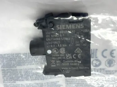 NEW SIEMENS LED MODULE WHITE FOR FRONT PLATE MOUNTING 24V AC/DC