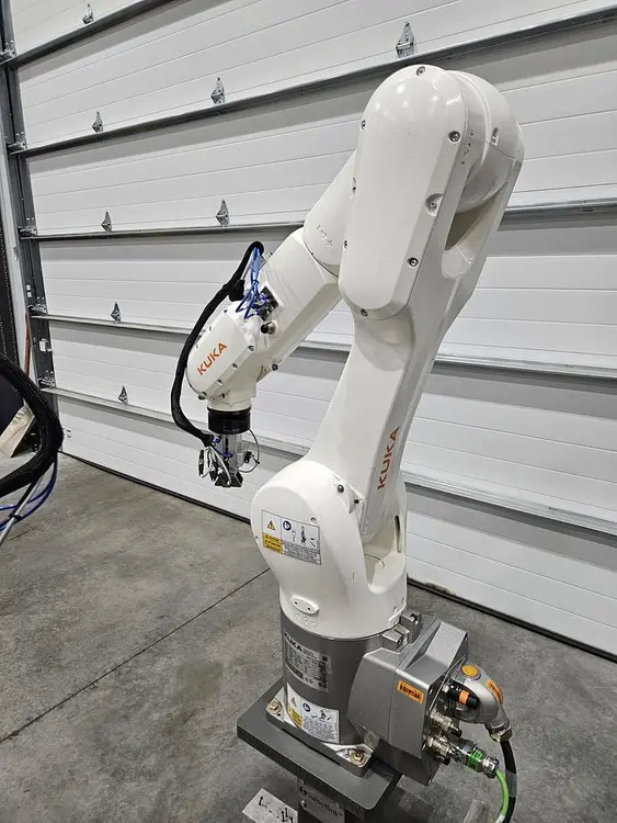 Used 2021 KUKA KR10 R1100 Robots Ohio US | Six Axis Solutions #397950