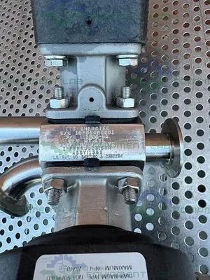 USED LOT OF 2 - ITT PURE FLO 3 WAY DIAPHRAGM VALVE W/ 1" SANITARY FITTING