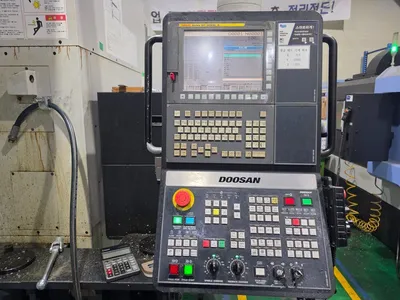 2017 DOOSAN BM2740M Vertical Machining Centers | USED CNC (3)