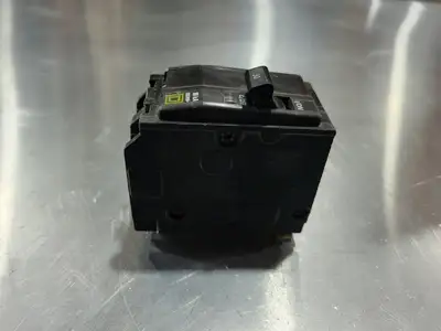 USED SQUARE D QO230