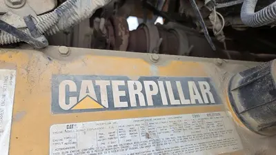 USED 2000 GMC C8500 TANDEM AXLE BED TRUCK