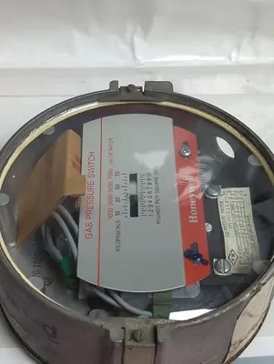 Used HONEYWELL C437DE-G-H Miscellaneous Equipment (Electrical & Power) | Surplus Asset Holdings #1191192