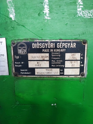 DIGEP Guillotine Shear, good used condition, visible under power