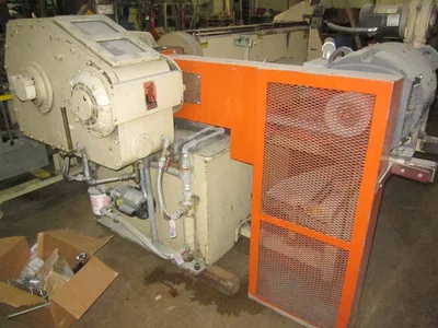 GLOUCESTER ENGINEERING CO 3.5" 24:1 EXTRUDER Extruders, High Boy 2.6"-3.5" | Mark One Machinery (3)