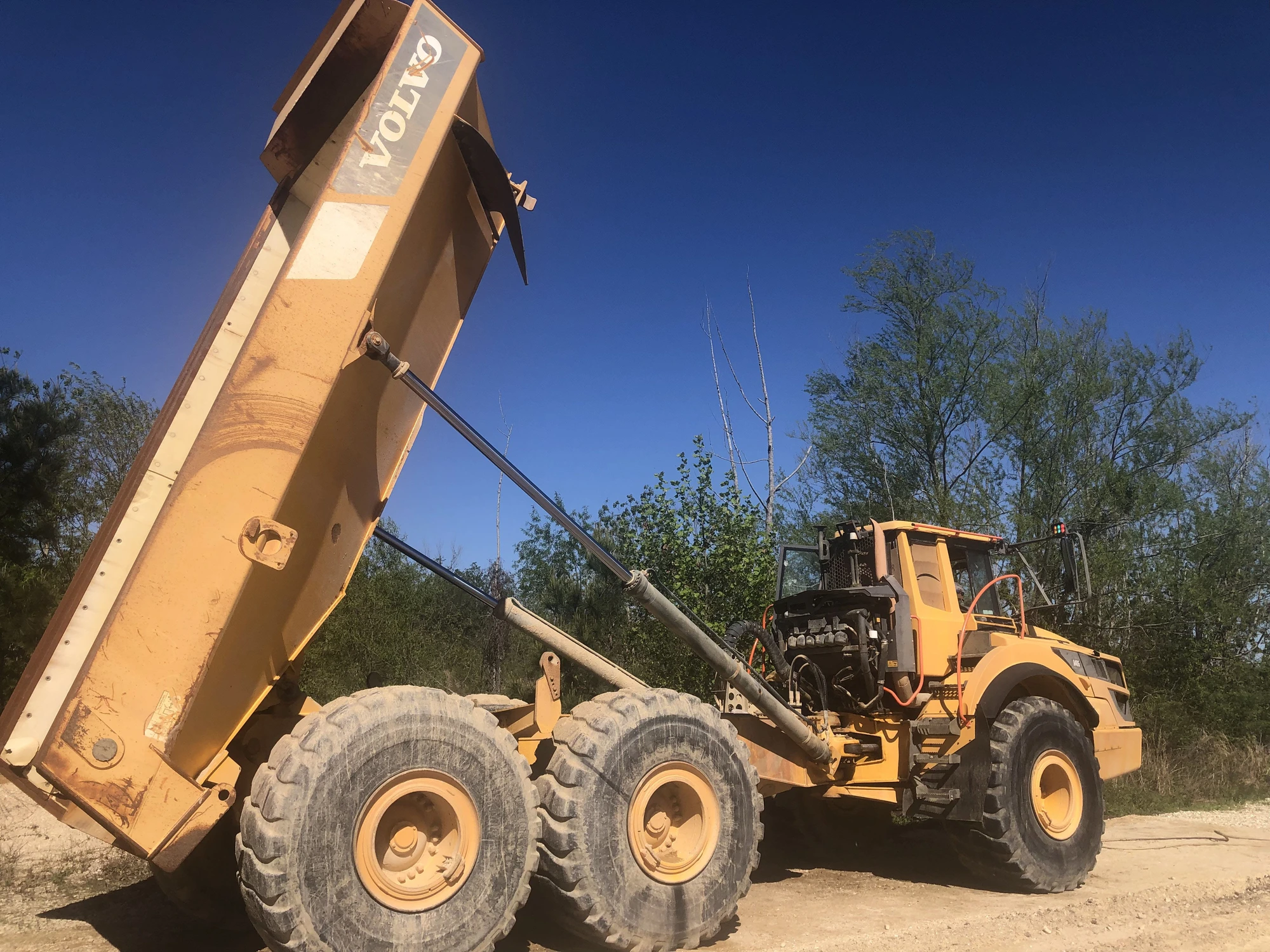 Used 2015 Volvo A40G Articulated Dump Trucks Louisiana US | Zadoon Equipment #1480548