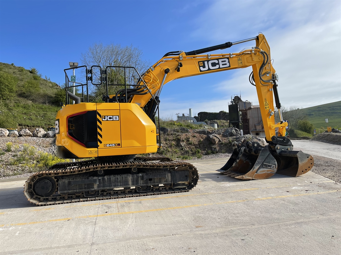 USED 2024 JCB 245XR
