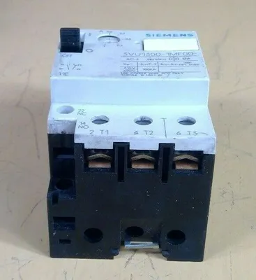 Siemens 3VU1300-1MF00 3 Pole Motor Starter / Protector 4H