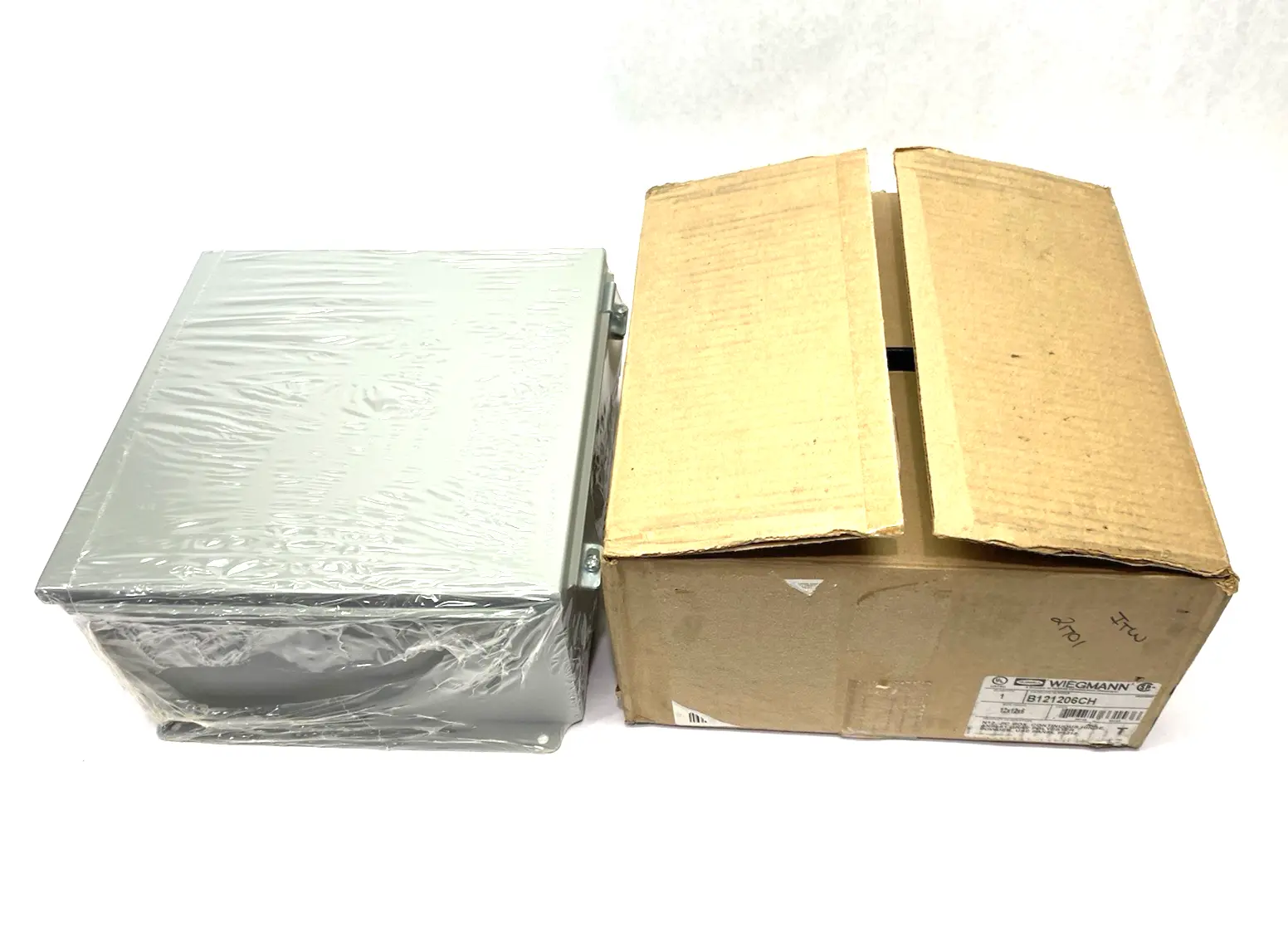 NEW HUBBELL WIEGMANN N12 JIC CONTINUOUS HINGE 12X12X6 CARBON STEEL - GRAY