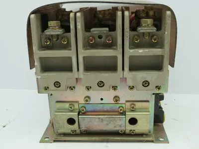 Allen Bradley 1100-BOD93/B Vacuum Contactor 1500VAC 200HP 3 Pole Series B