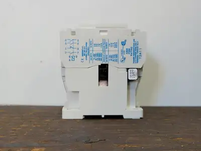 USED CUTLER-HAMMER D15CR31