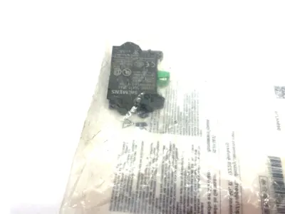 New | in-Stock Siemens Contact Block 1NO F SP S Contact Blocks Michigan US | Maverick Industrial Sales #1489464