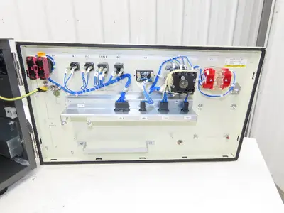 Fanuc A05B-2527-C080 Operator Machine Control Box/ Servo Enable/Disable