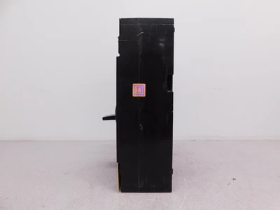 Used Square D MHL366001212 Circuit Breakers Ohio US | Equipment Recovery Corp. #1331113
