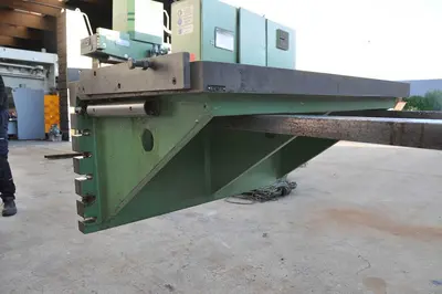 USED CLAMPING TABLE 1000 X 600 X 450 MM