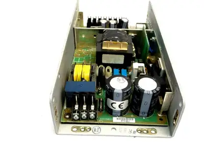 USED POWER-ONE POWER SUPPLY 110/ 60HZ 230/50HZ