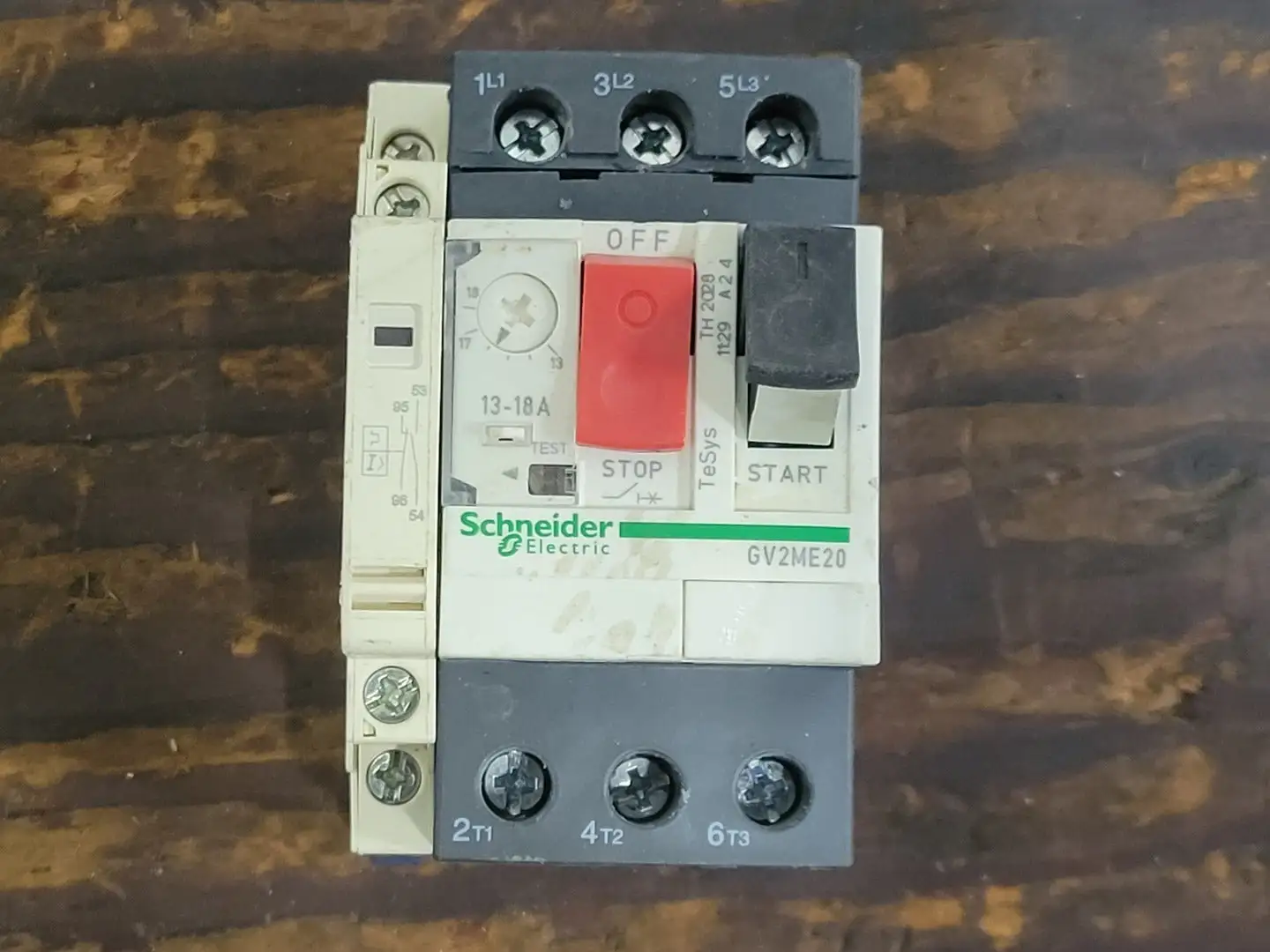 Used TELEMECANIQUE GV2ME20 Switchgears British Columbia CA | Lenmark #242040