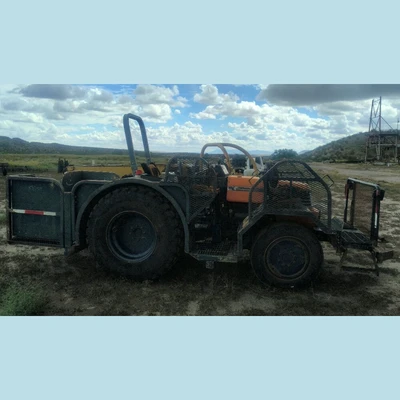 USED 1999 KUBOTA M5400