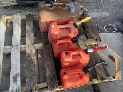Used _UNKNOWN_ _UNKNOWN_ Stationary Fuel Tanks Michigan US | Miedema Asset Management Group #1411088