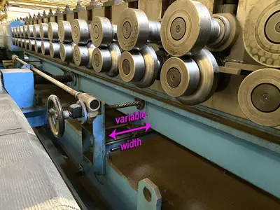 USED CBM SANDWICH PANEL LINE / MANNI & CANNON