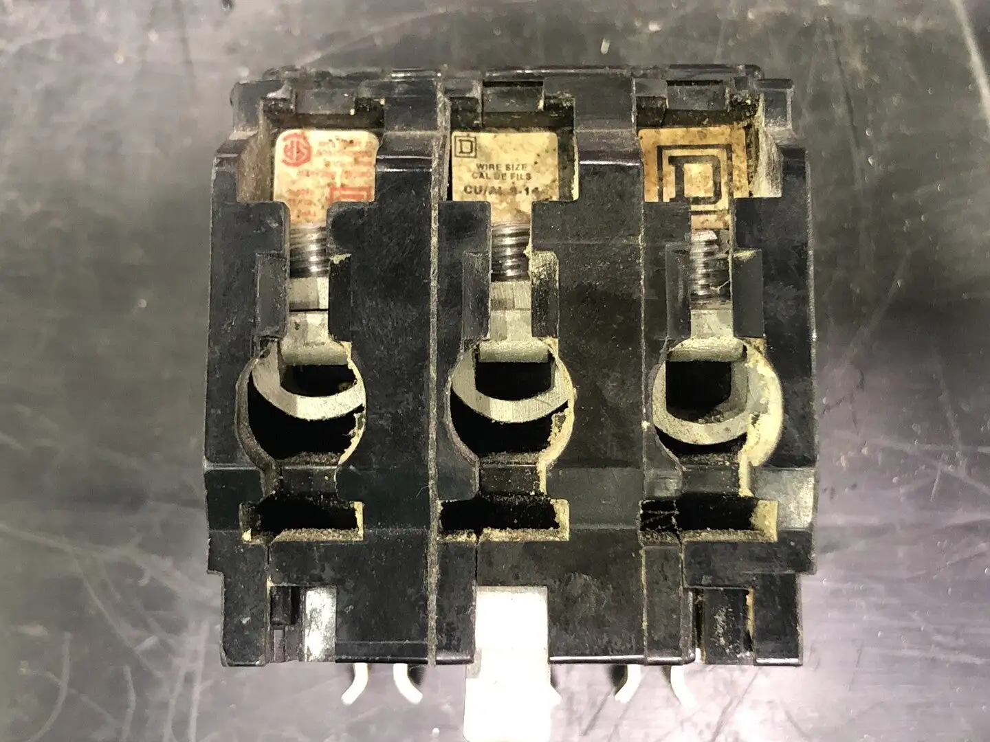 USED SQUARE D QO315