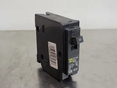 USED SQUARE D HOM130