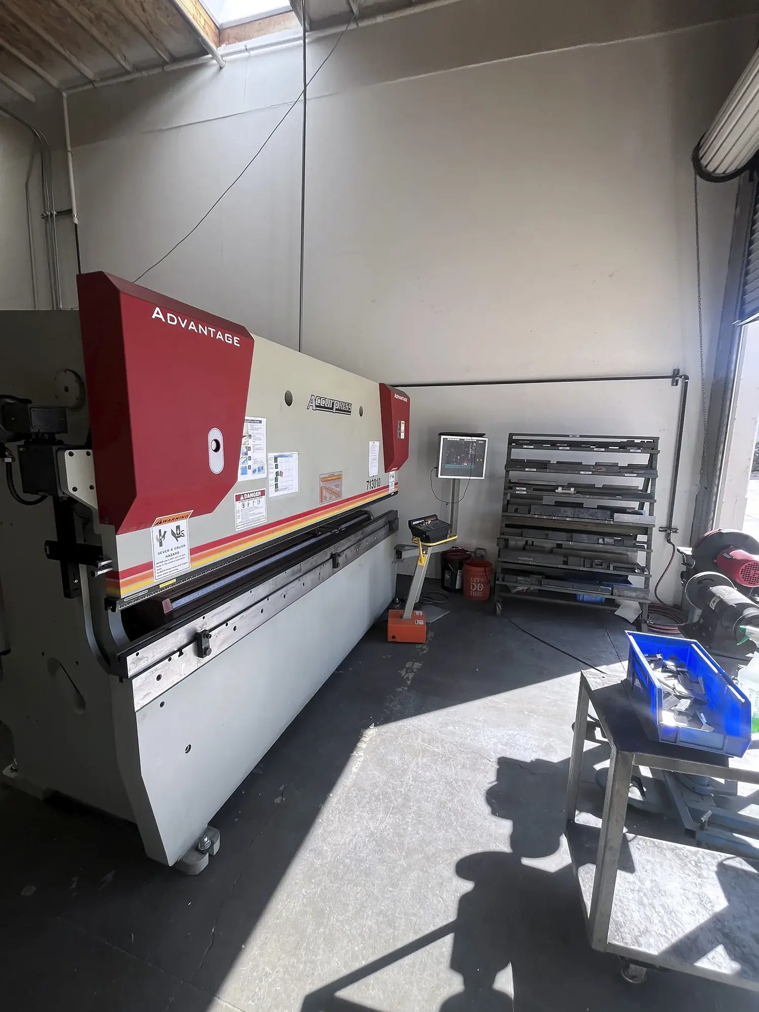 Used 2011 ACCURPRESS 713010 Press Brakes Illinois US | Machinery Marketing International #1321828