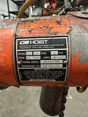 CM F 1/2 TON ELECTRIC CHAIN HOIST