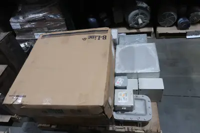 4 PALLETS OF ASSORTED ELETRICAL
