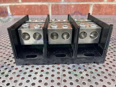 USED ABB OETL-NF200A DISCONNECT SWITCH W/ FERRAZ SHAWMUT 69133 DISTRIBUTION BLOCK