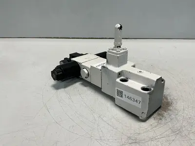 USED TOKIMEC DG4VS-3-0C-M-P7-H-7-P12-52