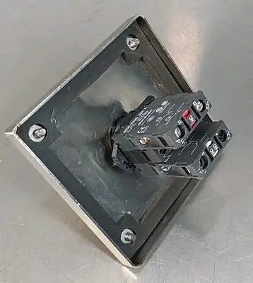 Hoffman 4x4 box stop Loc4D25