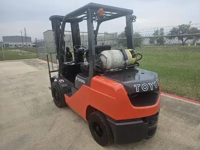 Used 2014 TOYOTA 8FGU32 Misc Forklifts Illinois US | Somerset Equipment Sales #1543017